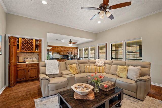 6003 Horne Drive, Greenville, TX 75402