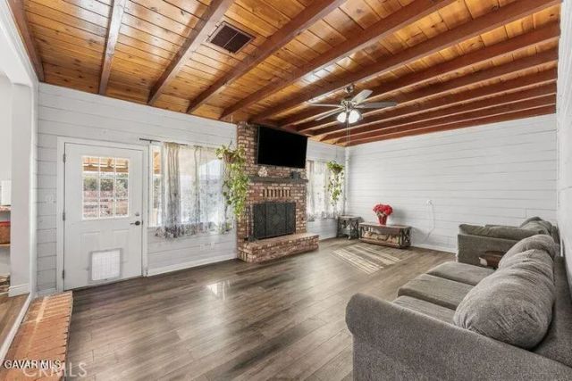 4258 W Avenue K8, Lancaster, CA 93536