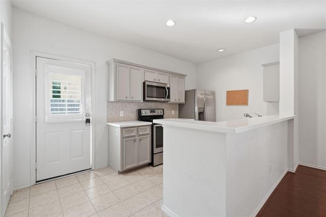 806 W Heights Hollow Lane, Houston, TX 77007