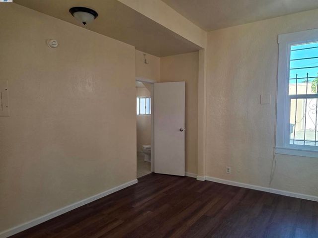 1821 13Th Ave, Oakland, CA 94606