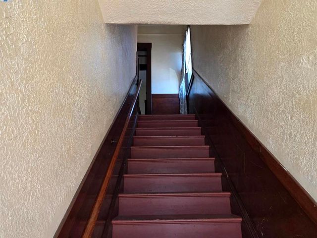 1821 13Th Ave, Oakland, CA 94606