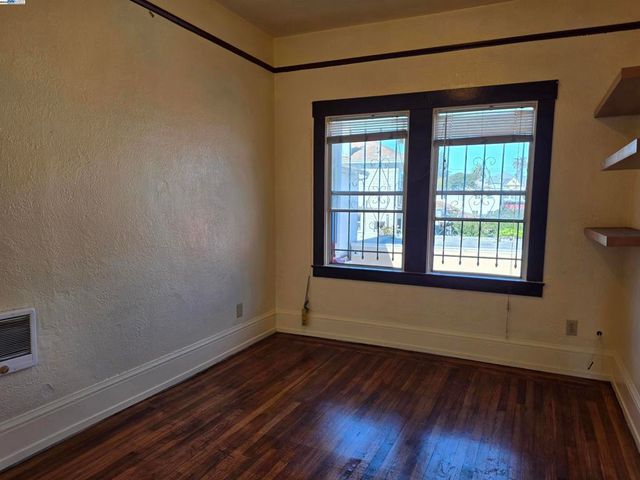 1821 13Th Ave, Oakland, CA 94606