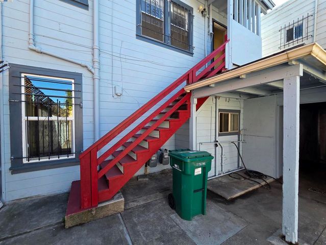 1821 13Th Ave, Oakland, CA 94606