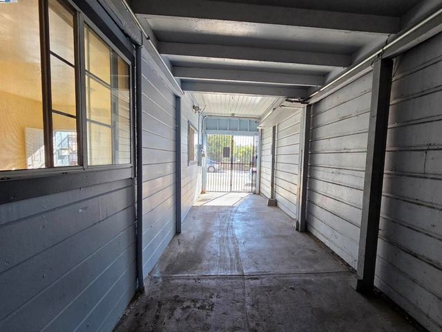 1821 13Th Ave, Oakland, CA 94606