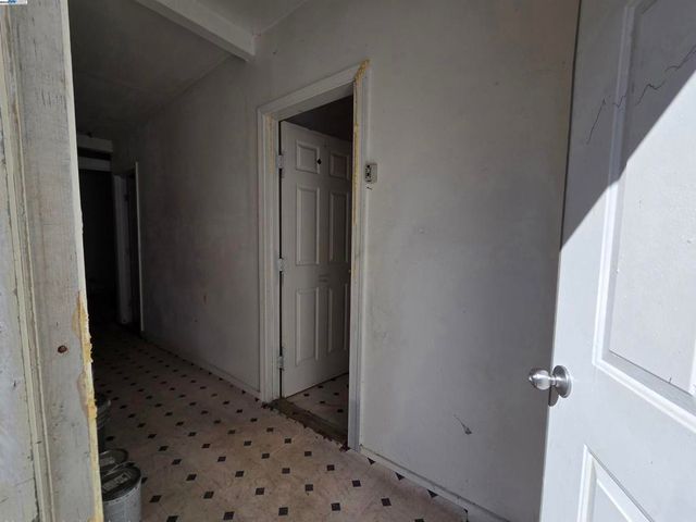 1821 13Th Ave, Oakland, CA 94606