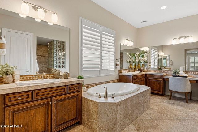 16716 W HOLLY Street, Goodyear, AZ 85395