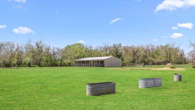 4710 County Road 121, Wharton, TX 77488