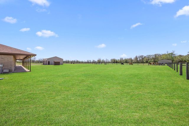 4710 County Road 121, Wharton, TX 77488