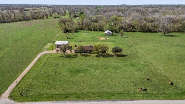 4710 County Road 121, Wharton, TX 77488