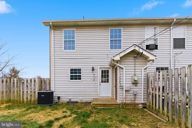 233 NOTTOWAY DR, Stephens City, VA 22655