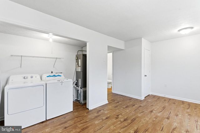 233 NOTTOWAY DR, Stephens City, VA 22655