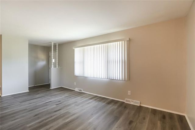 7718 54th Street, Kansas City, MO 64119