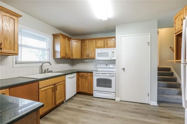 7718 54th Street, Kansas City, MO 64119