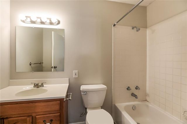 7718 54th Street, Kansas City, MO 64119