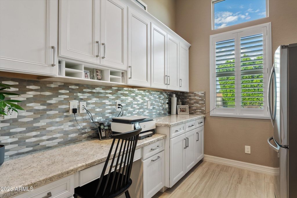 Image 23 of property listing at 9456 W Monte Lindo --, Peoria, AZ 85383