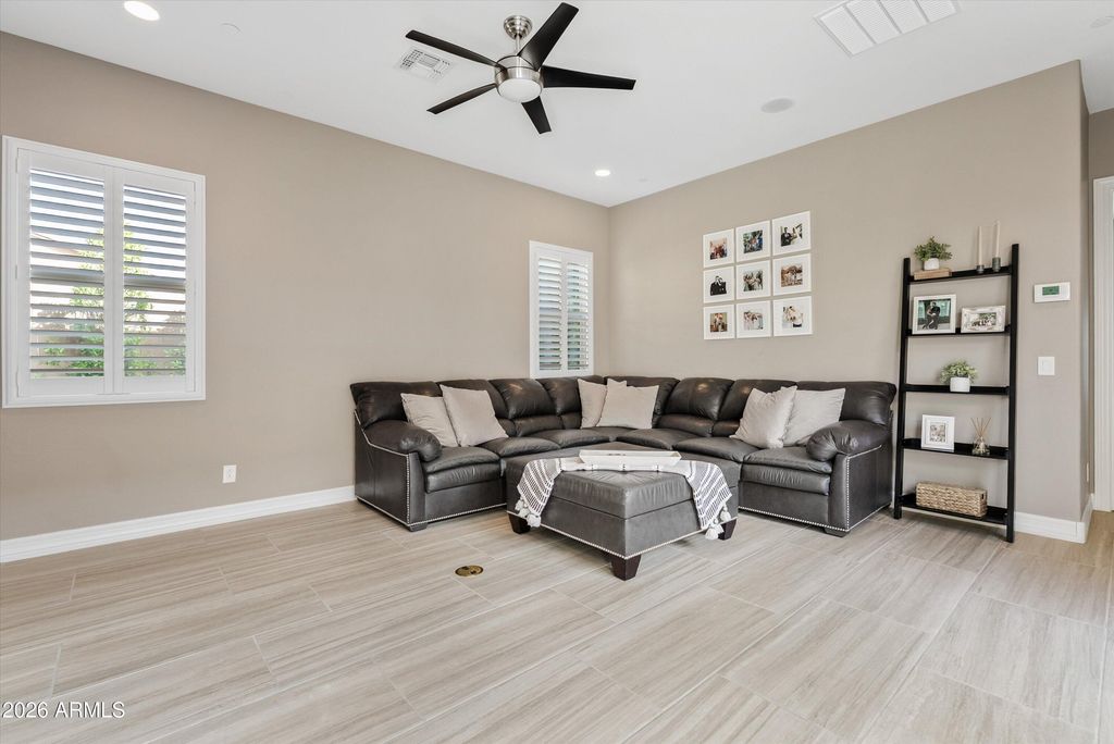 Image 41 of property listing at 9456 W Monte Lindo --, Peoria, AZ 85383