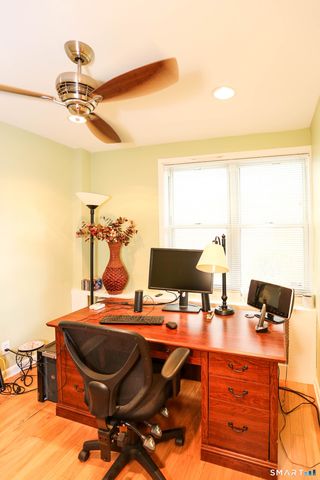 700 Summer Street 1F, Stamford, CT 06901