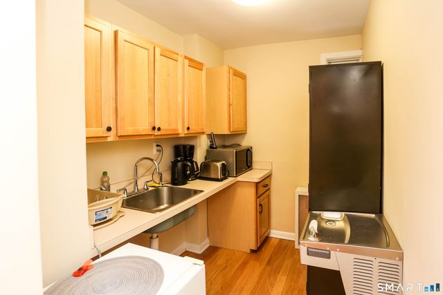 700 Summer Street 1F, Stamford, CT 06901