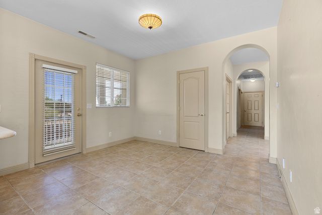 389 N MAIN ST, St. George, UT 84770