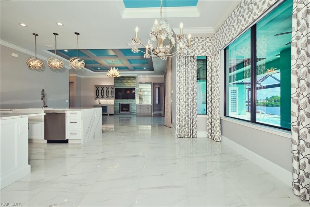 Image 11 of property listing at 3309 SW 2nd LN, Cape Coral, FL 33991