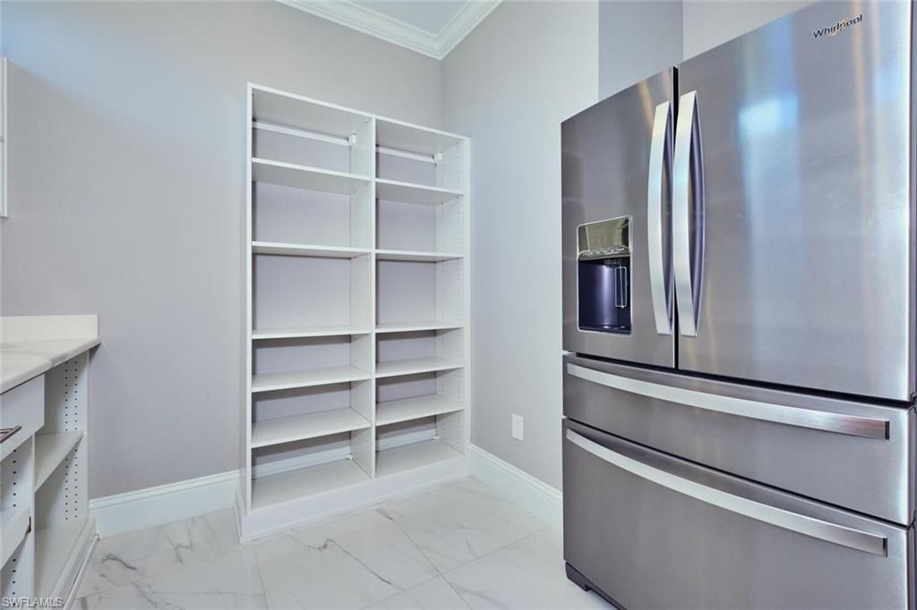 Image 26 of property listing at 3309 SW 2nd LN, Cape Coral, FL 33991