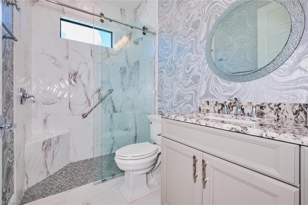 Image 38 of property listing at 3309 SW 2nd LN, Cape Coral, FL 33991