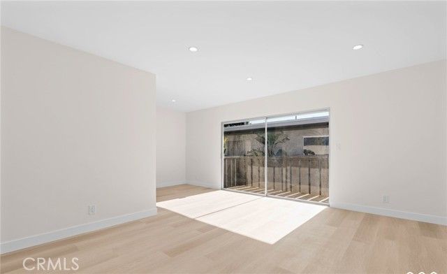 7961 Willis Avenue 18, Panorama City (los Angeles), CA 91402