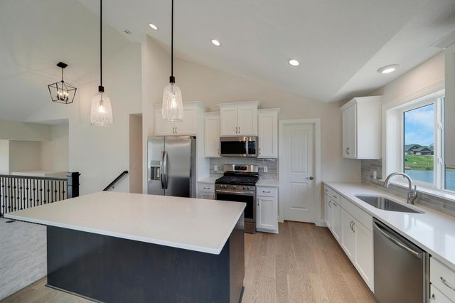 5293 178th Street W, Lakeville, MN 55044