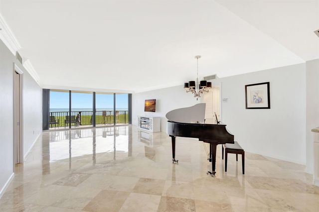 400 Beach Road 103, Tequesta, FL 33469