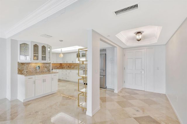 400 Beach Road 103, Tequesta, FL 33469