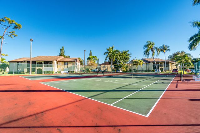 302 Knotty Pine Circle A-2, Greenacres, FL 33463