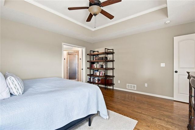 16584 S Lind Road, Olathe, KS 66062