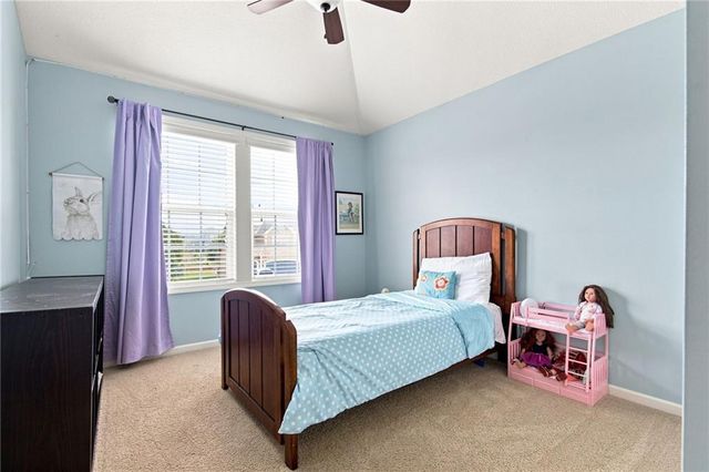 16584 S Lind Road, Olathe, KS 66062