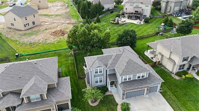 16584 S Lind Road, Olathe, KS 66062