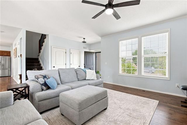 16584 S Lind Road, Olathe, KS 66062