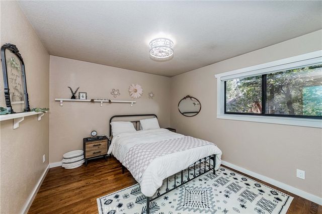 37751 Foxfield Road, Angelus Oaks, CA 92305