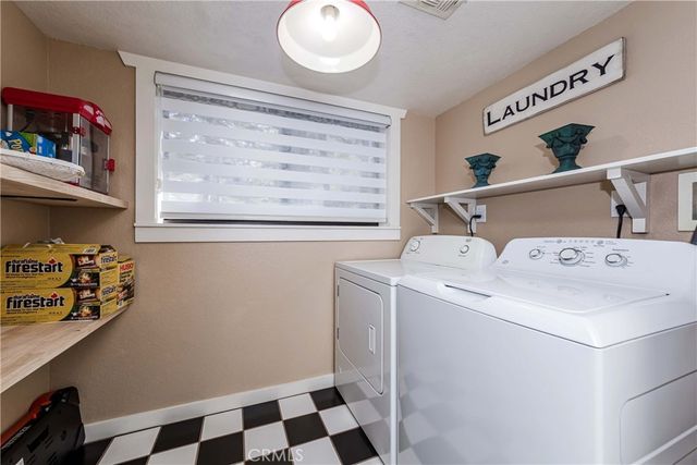 37751 Foxfield Road, Angelus Oaks, CA 92305