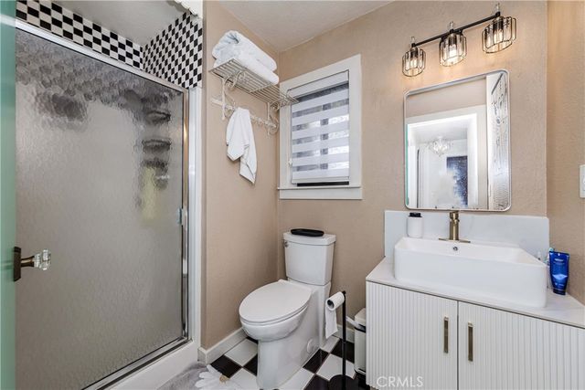37751 Foxfield Road, Angelus Oaks, CA 92305