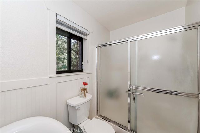 37751 Foxfield Road, Angelus Oaks, CA 92305