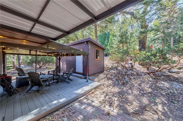 37751 Foxfield Road, Angelus Oaks, CA 92305