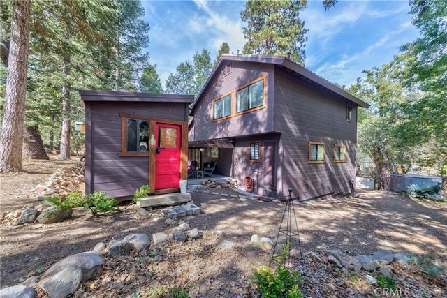 37751 Foxfield Road, Angelus Oaks, CA 92305