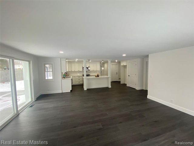 2915 Linda Court, Port Huron, MI 48060