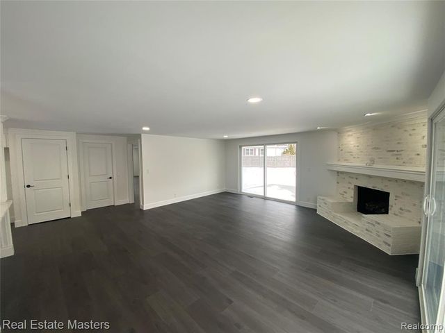 2915 Linda Court, Port Huron, MI 48060