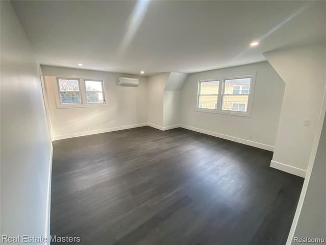 2915 Linda Court, Port Huron, MI 48060