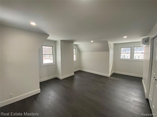 2915 Linda Court, Port Huron, MI 48060