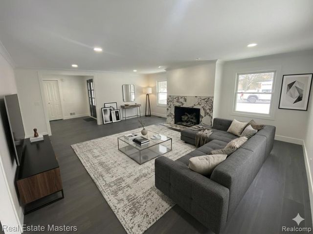 2915 Linda Court, Port Huron, MI 48060