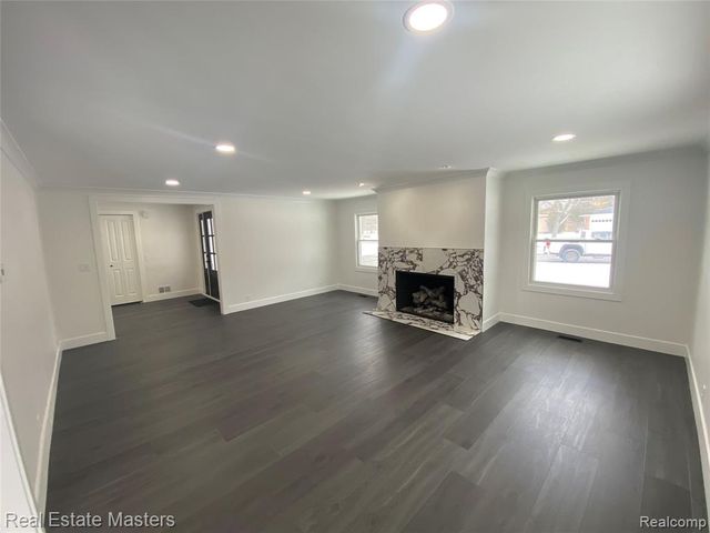 2915 Linda Court, Port Huron, MI 48060