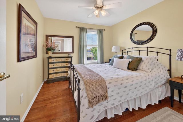 3 SAINT PAULS CT, Sewell, NJ 08080