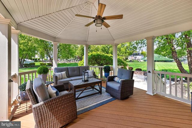 3 SAINT PAULS CT, Sewell, NJ 08080