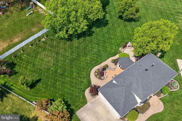 3 SAINT PAULS CT, Sewell, NJ 08080